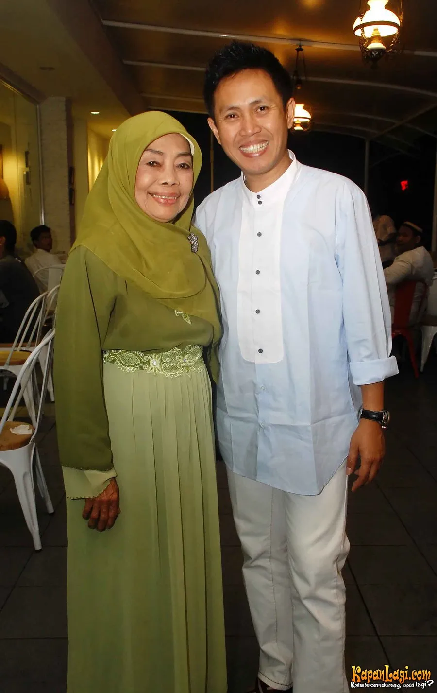 Semoga cepat sembuh, Mpok Nori :)