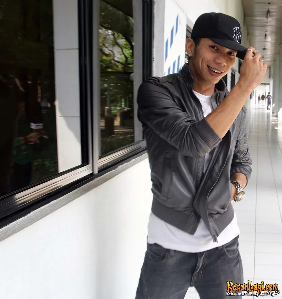 Norman Kamaru, Artis Jadi Tukang Bubur/@Foto: KapanLagi.com®