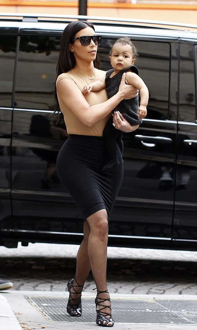 Kim dan North @ splashnews.com/dailymail.com