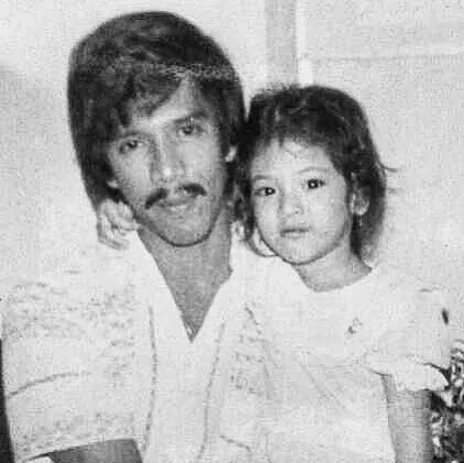 Ayahanda meninggal, Novita Angie unggah foto dan ucapkan selamat tinggal di sosial media. /©instagram.com/novitaangie