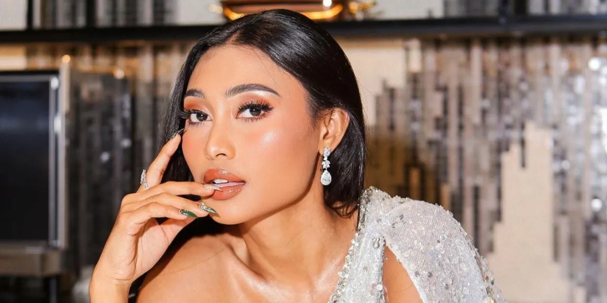 Novia Bachmid - Ku Tutup Hatiku