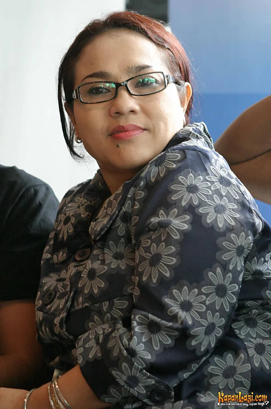 Nunung melayat ke rumah duka © Kapanlagi.com®