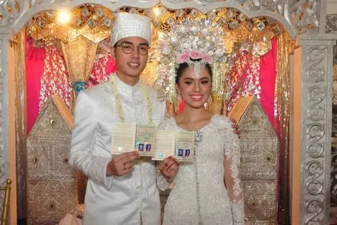 Rizky sempat nego mahar kepada orangtua Gina. @KapanLagi.com®/Sahal Fadli