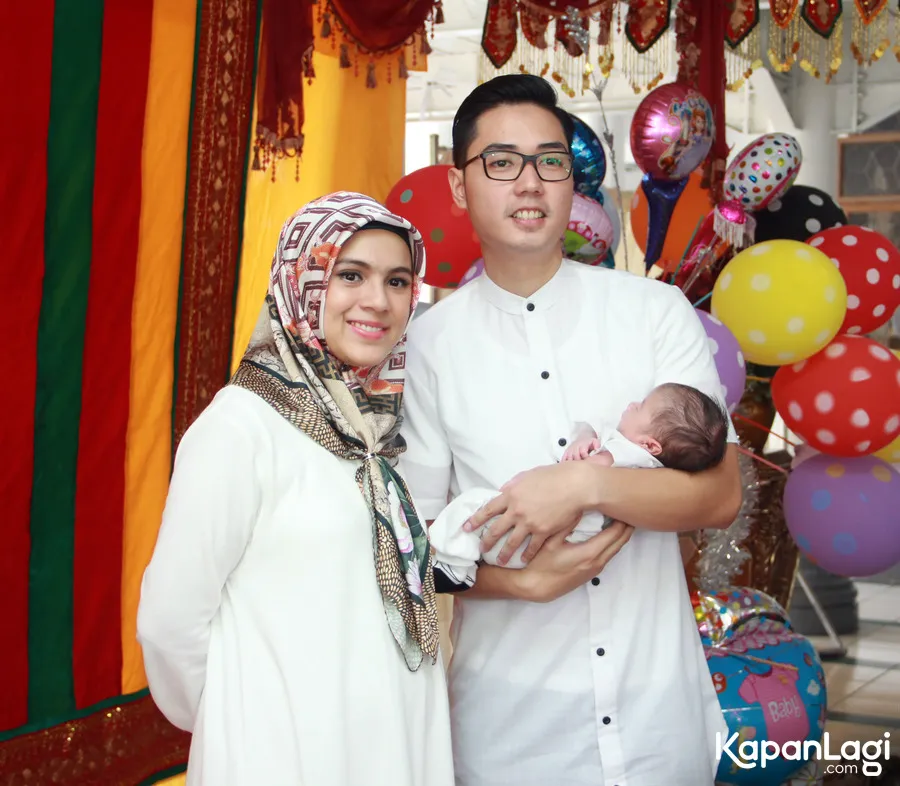 Nycta Gina dan Rizky Kinos berbagi cerita puasa bareng anak © KapanLagi.com®/Muhammad Akrom Sukarya