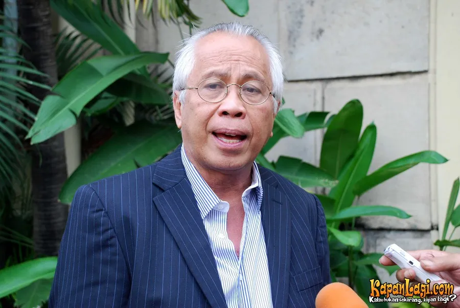 OC Kaligis @@ KapanLagi.com®