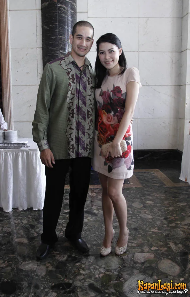 Kebersamaan Okan dan Viviane bakal berakhir di meja perceraian. ©KapanLagi.com®