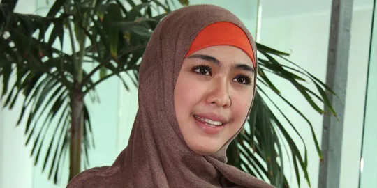 Oki Setiana Dewi © KapanLagi.com