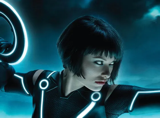 Olivia berjuang keras untuk menjaga tubuhnya agar tetap muat ketika mengenakan kostum ini @ Walt Disney Pictures