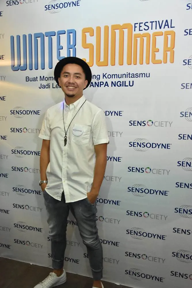 Demi motor pertamanya, Omesh rela kerja berjualan susu sambil kuliah © KapanLagi.com/Nuzulur Rakhmah