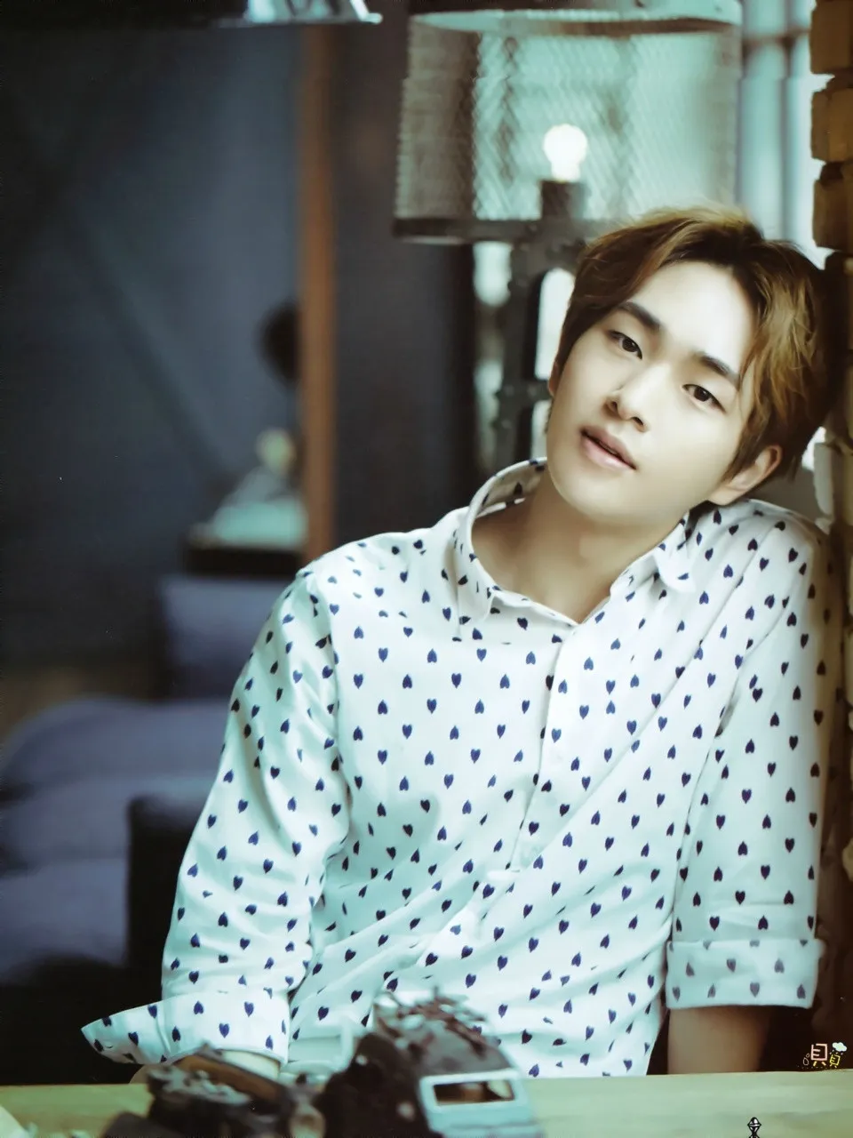 Karena tersandung kasus pelecehan seksual, fans meminta Onew mundur dari drama AGE OF YOUTH 2 © onehallyu