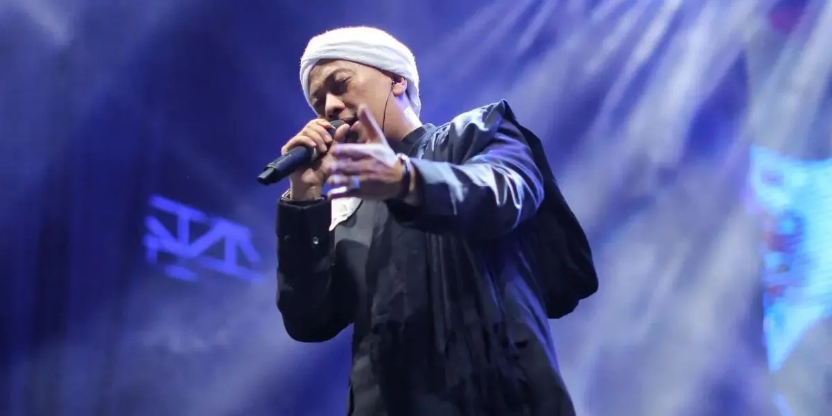 Penampilan Opick di Festival Pasar Musik (Credit: liputan6.com)