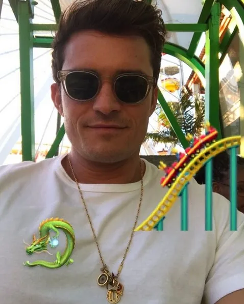 Orlando ajak si kecil Flynn jalan-jalan © instagram.com/orlandobloom