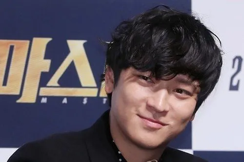 Kang Dong Won juga boleh banget nih kalau sampai main di drama Kim Eun Sook © allkpop.com