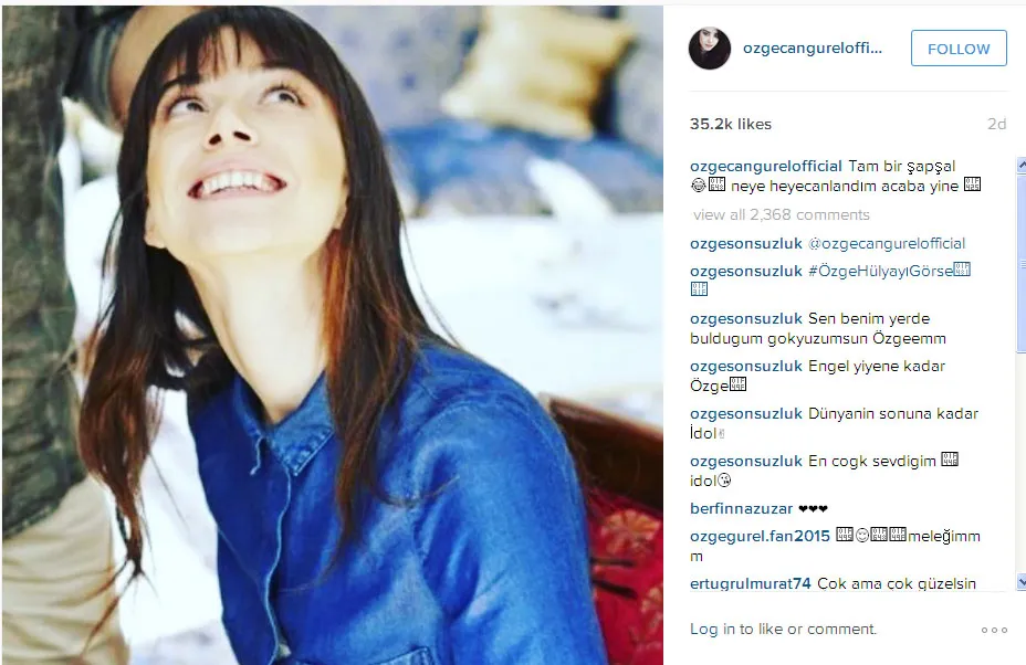 Ini dia pose konyol Ozge Gurel, bikin geleng kepala nggak sih? © Instagram.com/ozgecangurelofficial