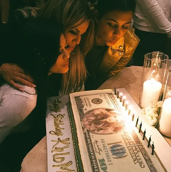 © instagram.com/kyliejenner