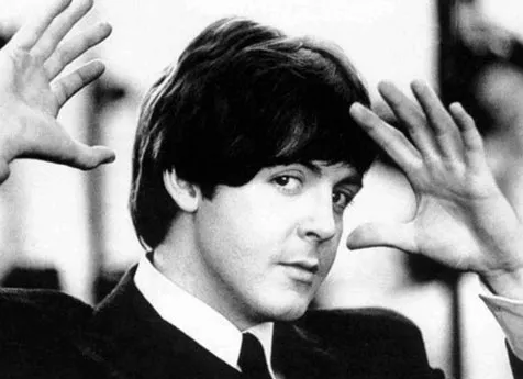Paul McCartney, pernah merasakan tangan dingin Phil Ramone @foto: another-day.co.za