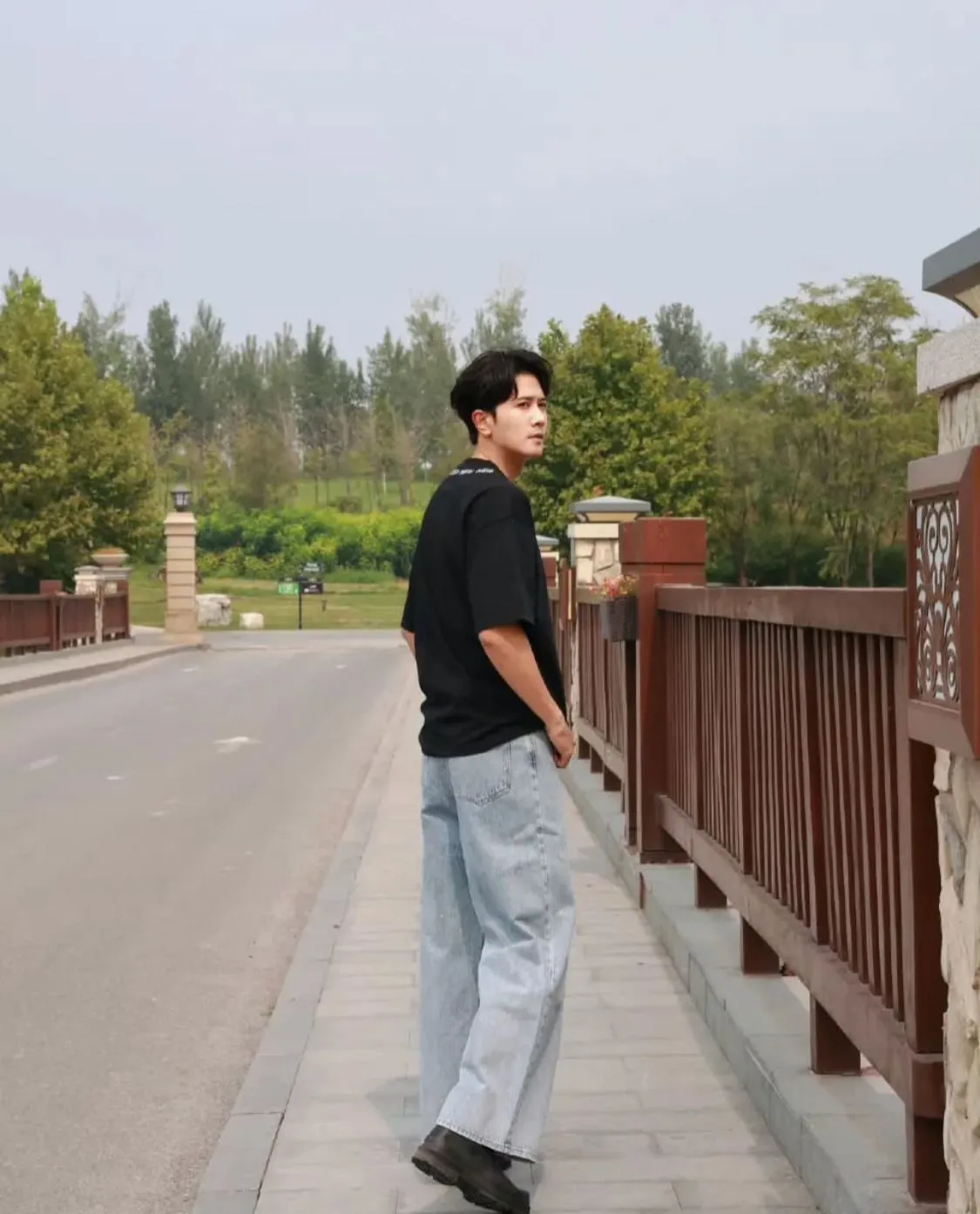 Deretan aktor China ini jadi idola baru karena tinggi badan (credit:instagram.com/peng.guanying)
