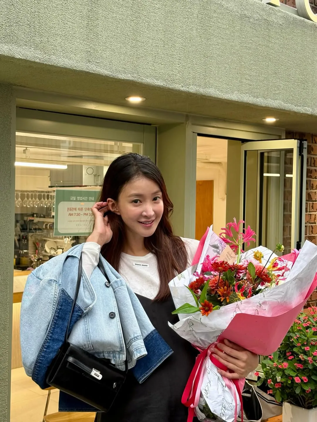 Beberapa aktor dan aktris Korea ternyata dulunya atlet professional (credit:instagram.com/leesiyoung38)