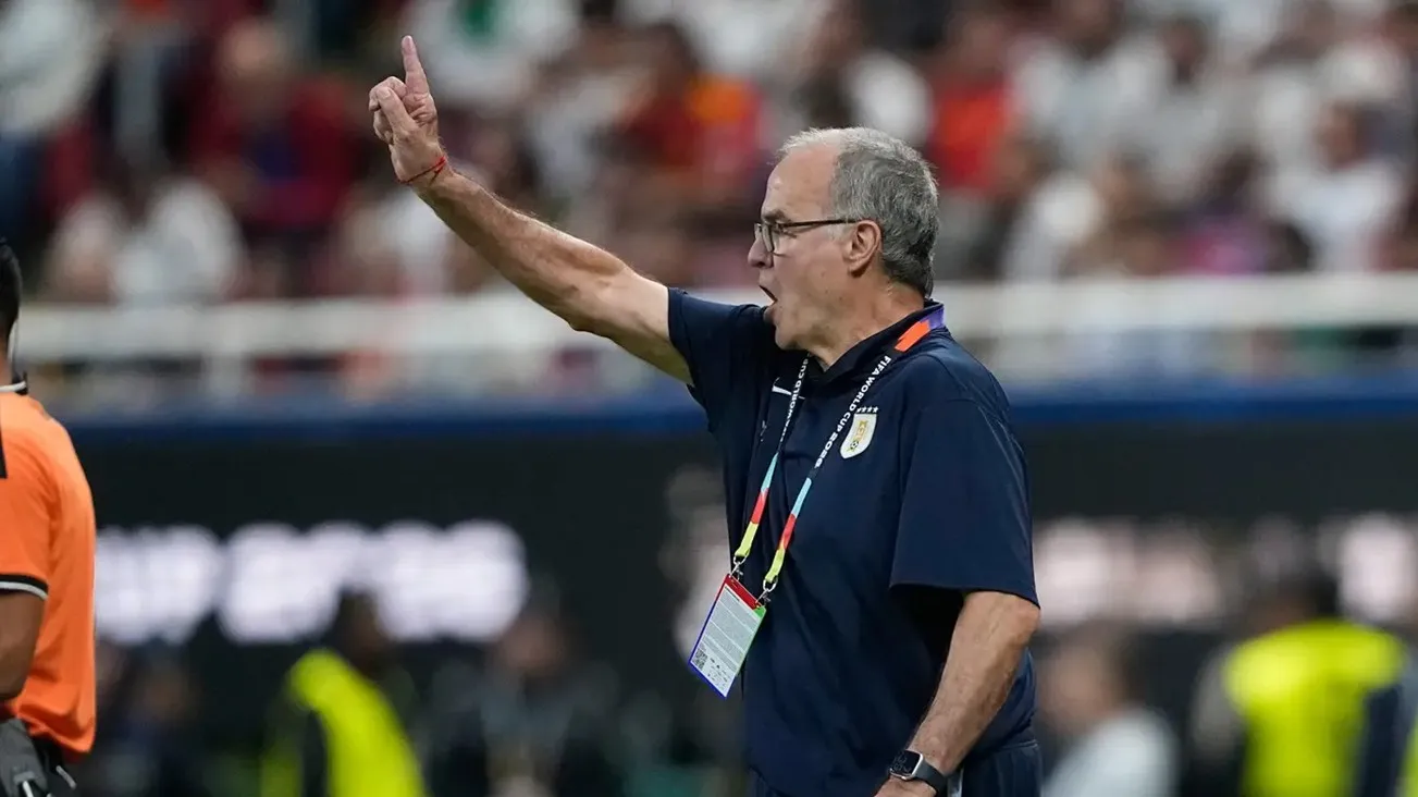 Marcelo Bielsa. (AP Photo/Natacha Pisarenko)