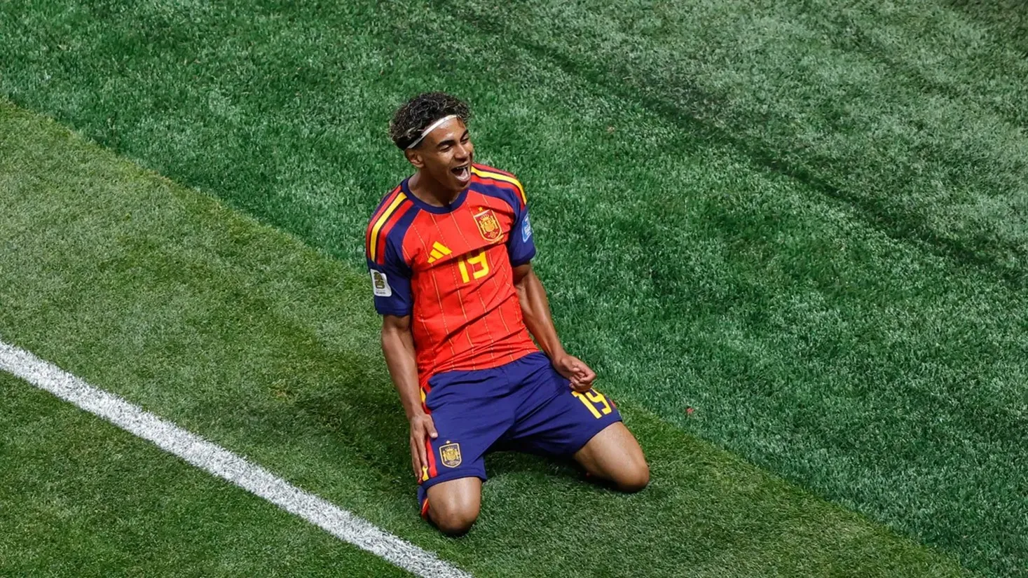 Pemain Spanyol Lamine Yamal merayakan gol dalam laga Grup H Piala Dunia. (AP Photo/Butch Dill)