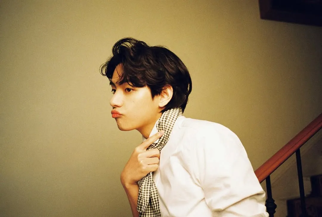 V BTS