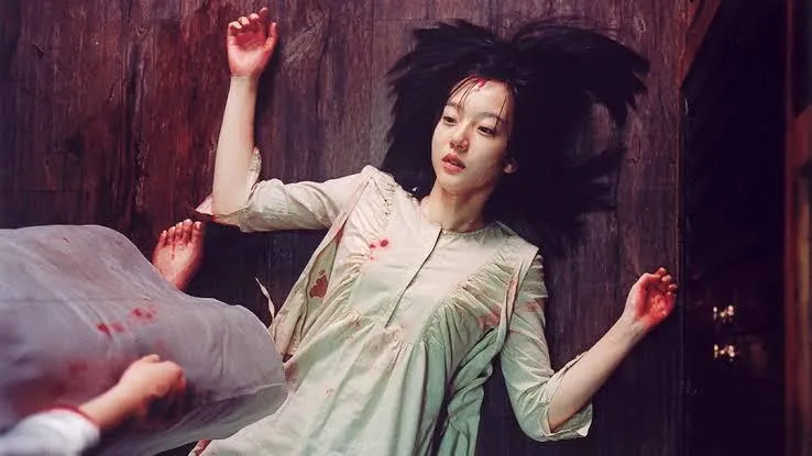 A Tale of Two Sisters – Horor Psikologis Penuh Lapisan Misteri