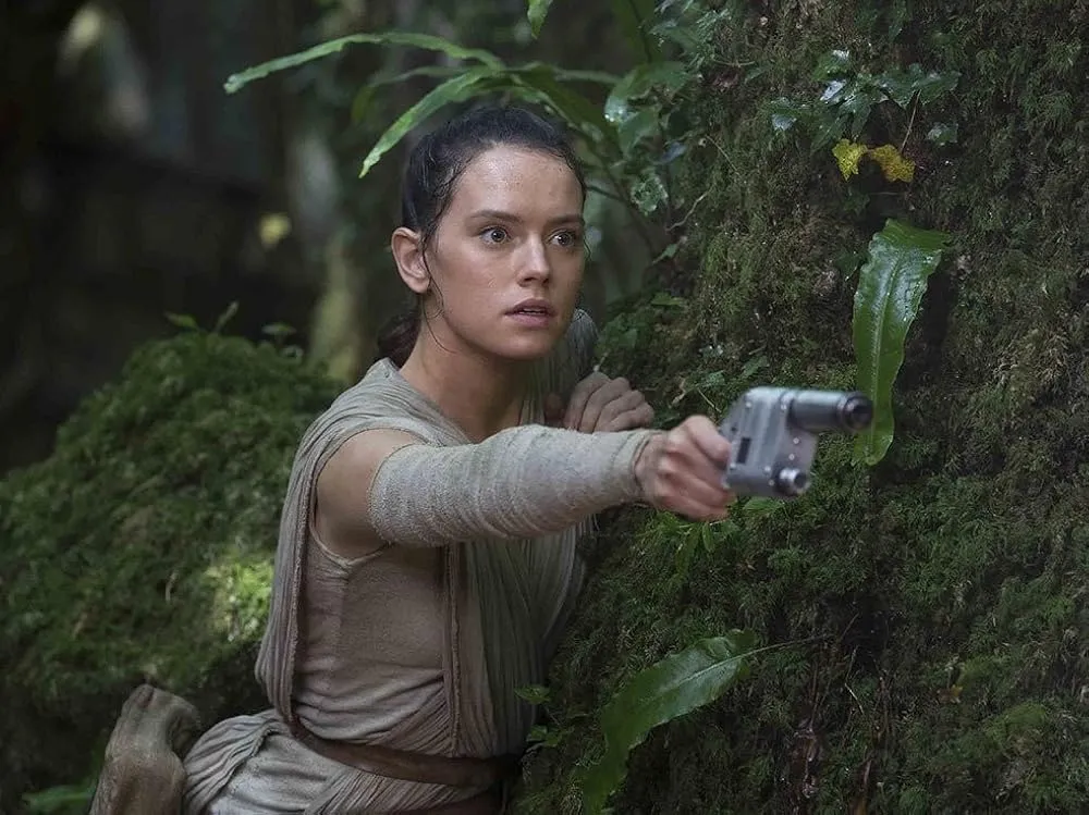 Star Wars: The Force Awakens (2015). (imdb)