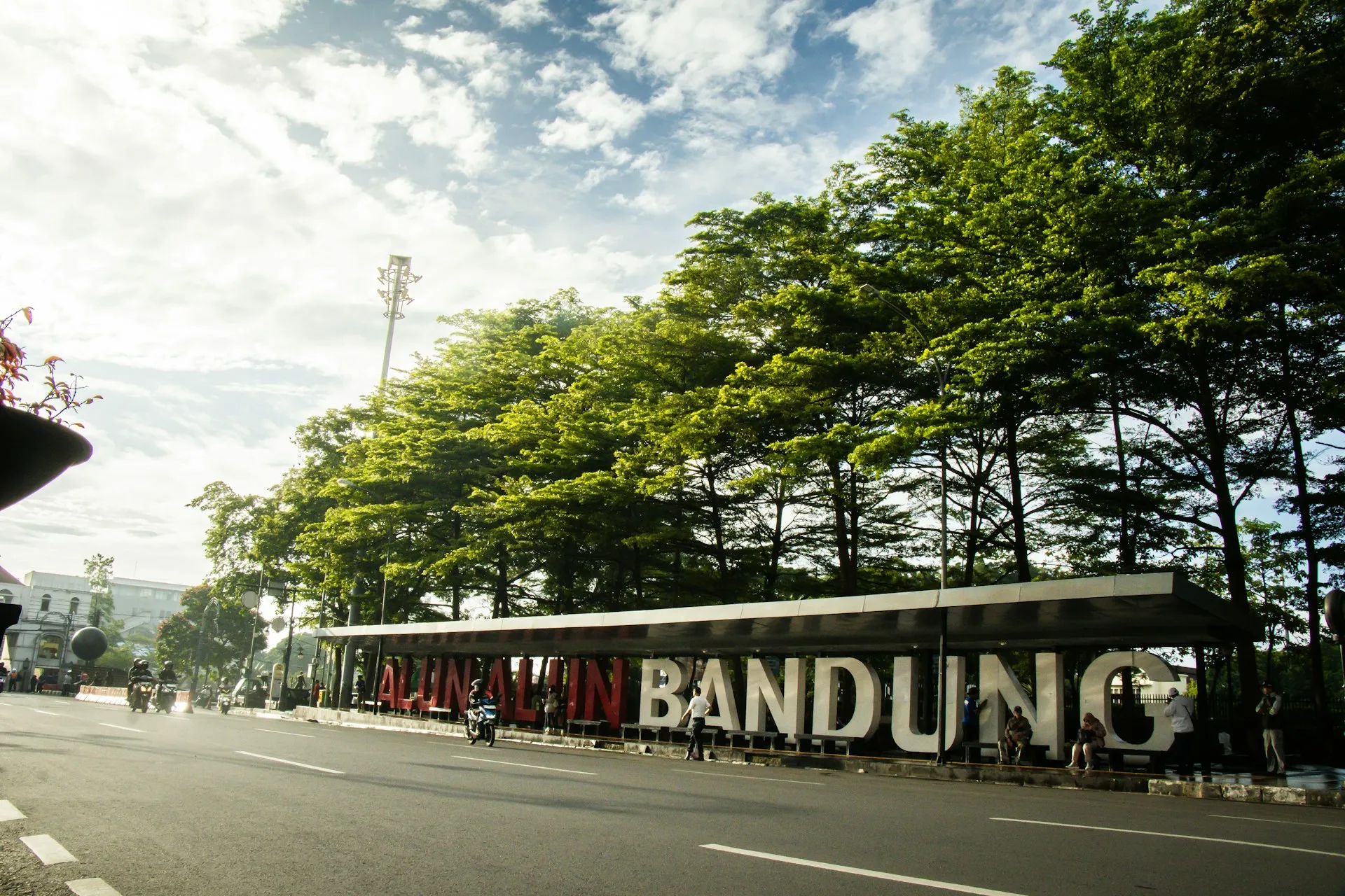 Tulisan kota Bandung (credit: Unsplash)