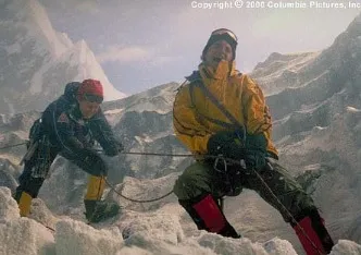 27 Rekomendasi Film Bertema Bertahan Hidup di Alam Liar yang Menegangkan, Ajarkan Survival Skill