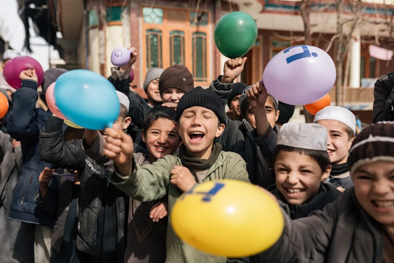 sekelompok teman (credit: pexels.com)