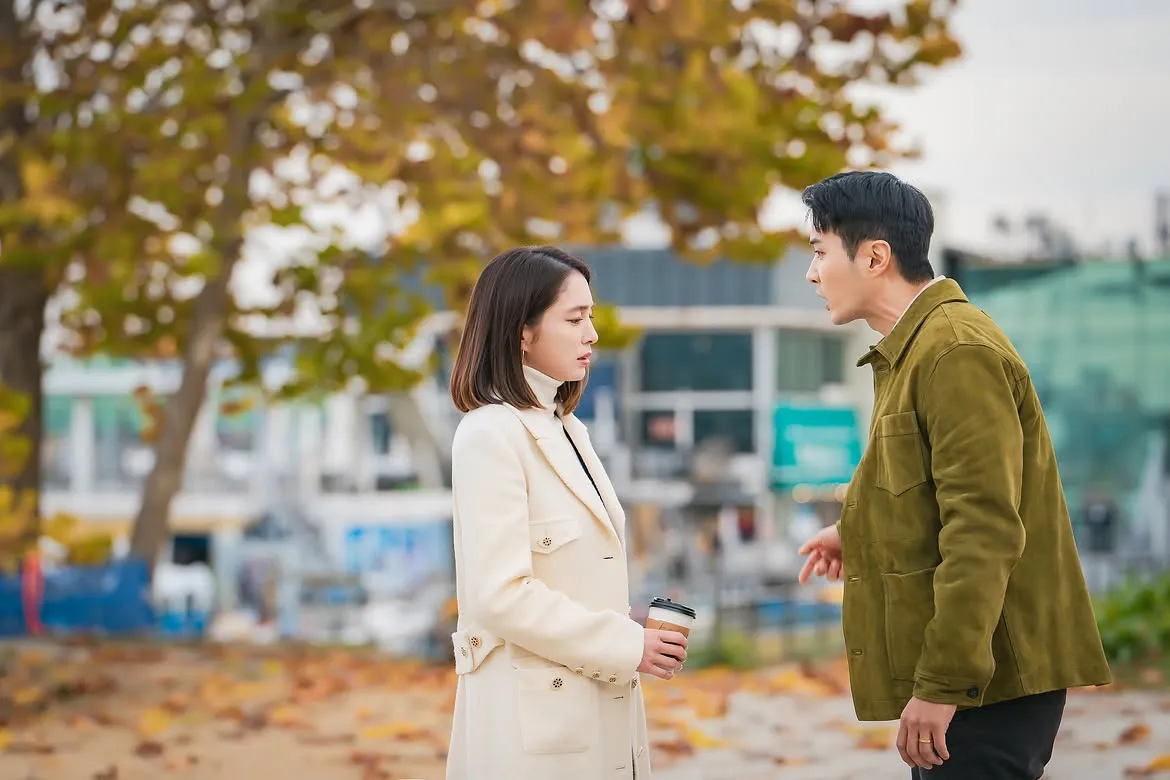Lee Minjung dan Kim Jinseok Berperan Sebagai Suami Istri di OK! Let's Get Divorced. (Foto: canvasn_official)