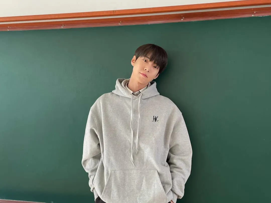 Idol K-Pop Doyoung NCT 127 (Image by do0_nct on Instagram)