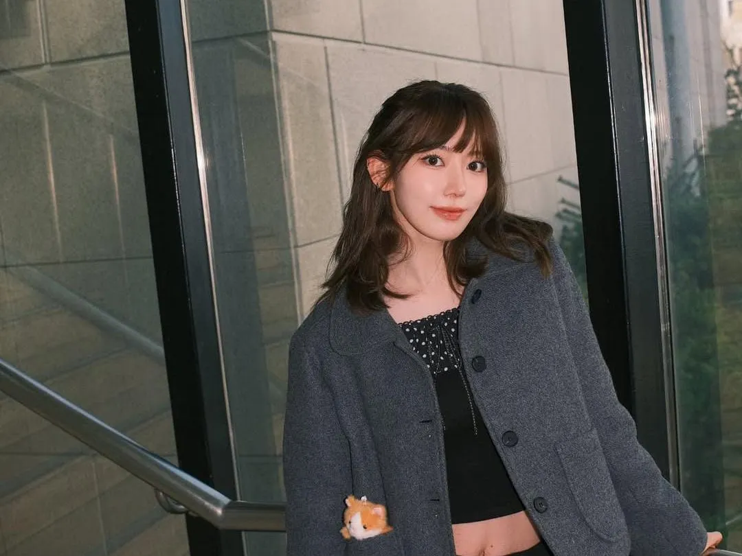 Idol Kpop Sakura LE SSERAFIM (Image by 39saku_chan on Instagram)