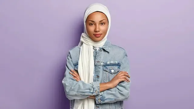Pashmina Baby Doll untuk Tampilan Polos yang Elegan