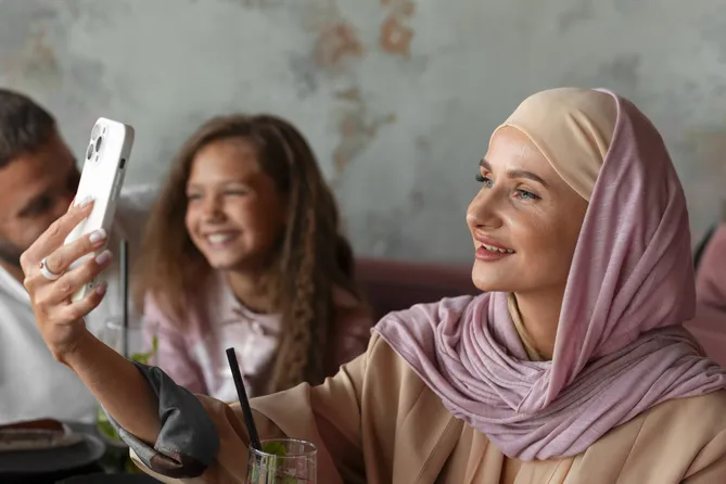 Ucapan Ramadan untuk Keluarga/image by freepik