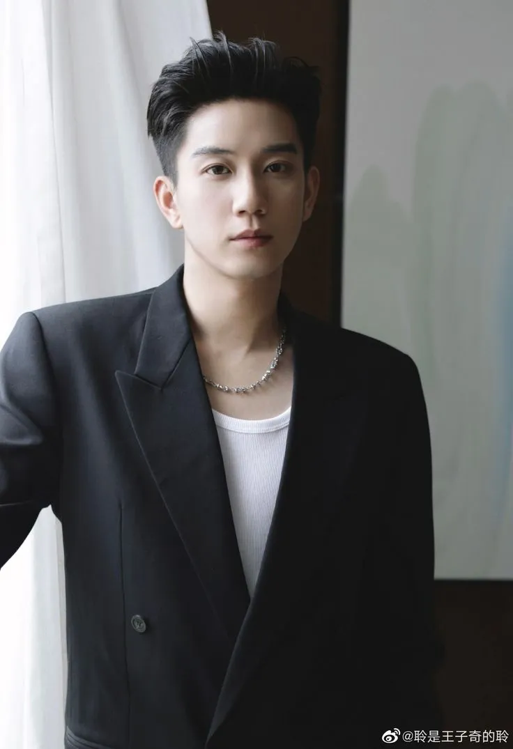 Wang Zi Qi - copyright: weibo.com