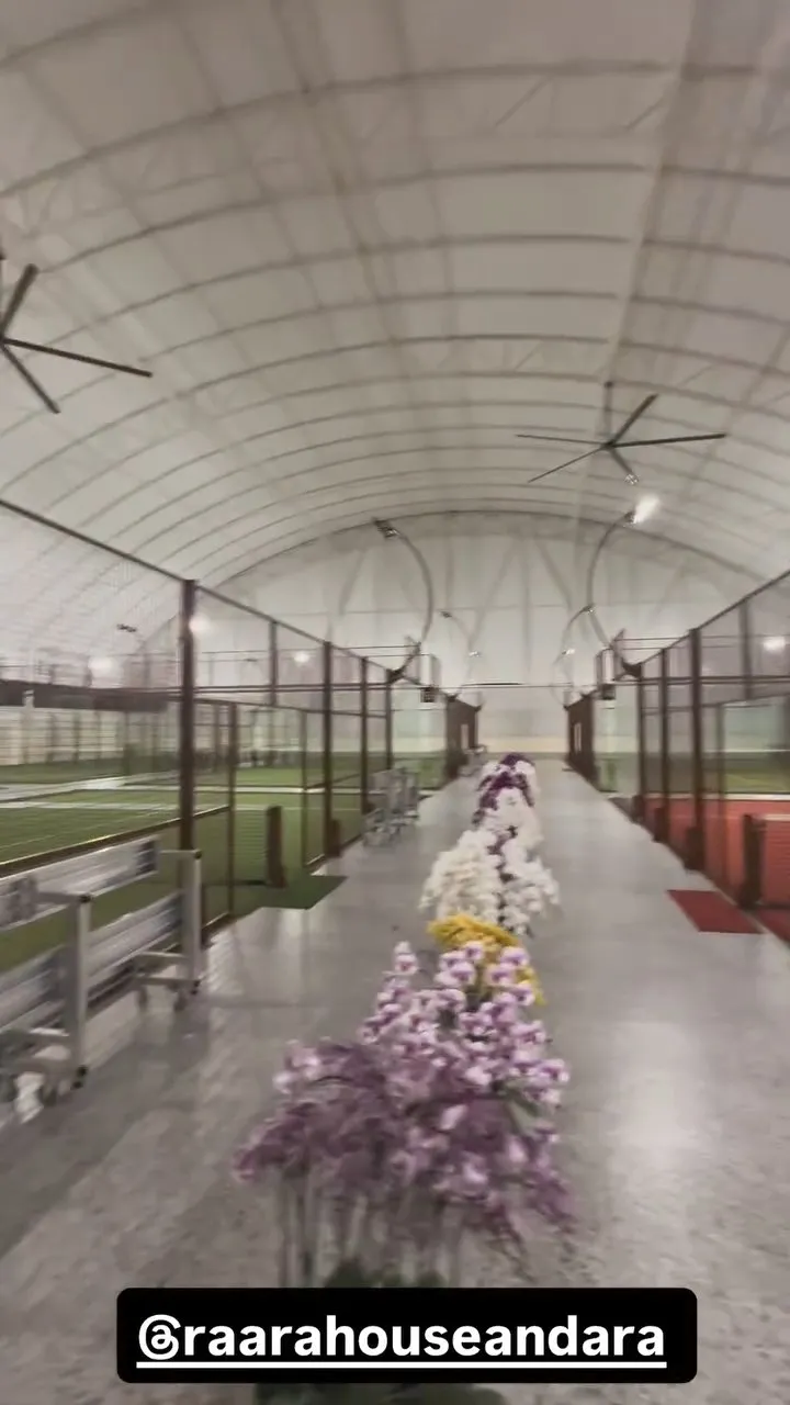 Bisnis Lapangan Padel Terbaru Raffi Ahmad punya 8 court  (credit: Instagram.com/raffinagita1717/)