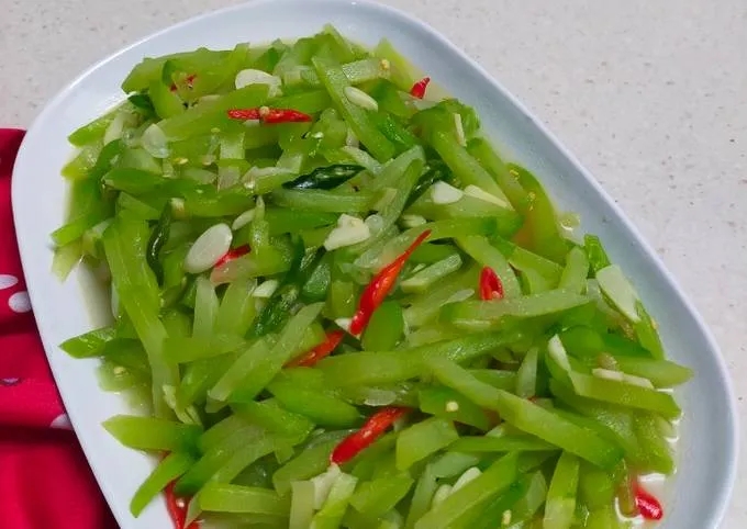 Tumis Labu Siam Sederhana (credit: cookpad Rahma Bunda Radit & Rafa)