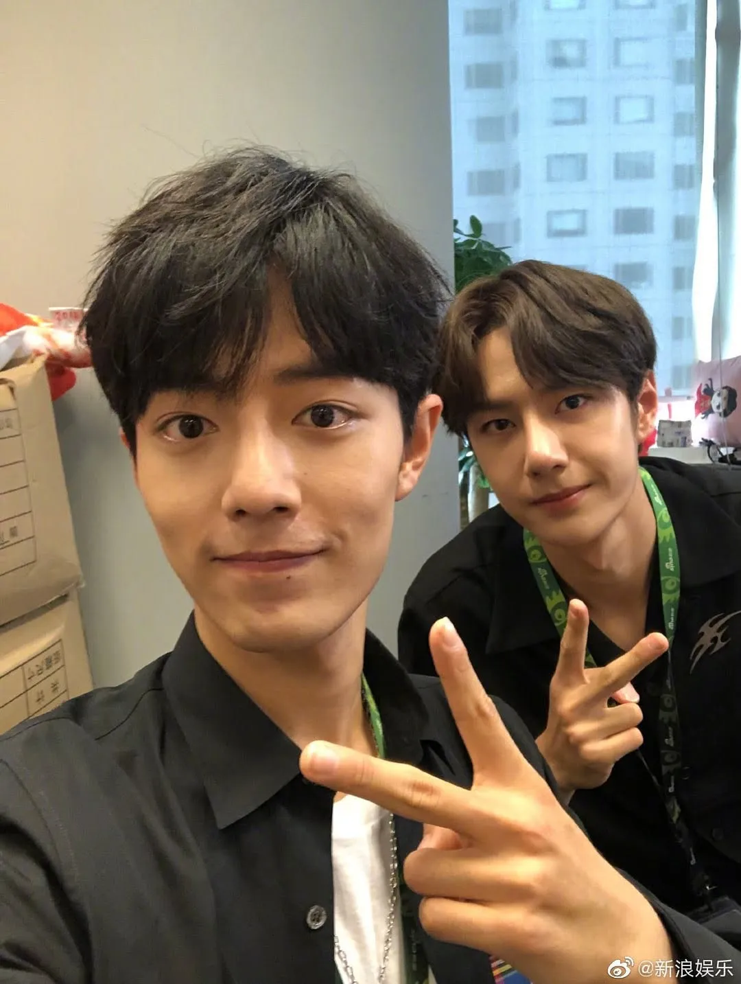 Wang Yibo dan Xiao Zhan - copyright: instagram.com/@yizhan__1