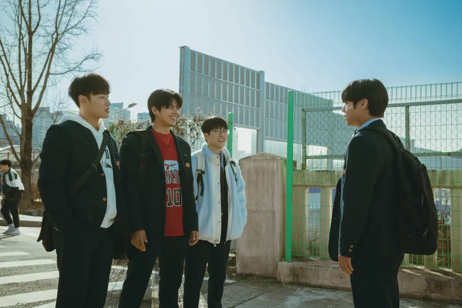 WEAK HERO CLASS 2 (credit: mydramalist)