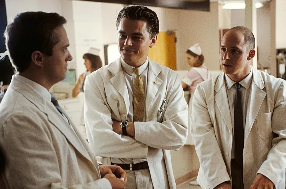 Catch Me If You Can (IMDb)
