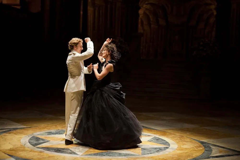 Anna Karenina (2012). (Gambar: Laurie Sparham - © 2012 - Focus Features)
