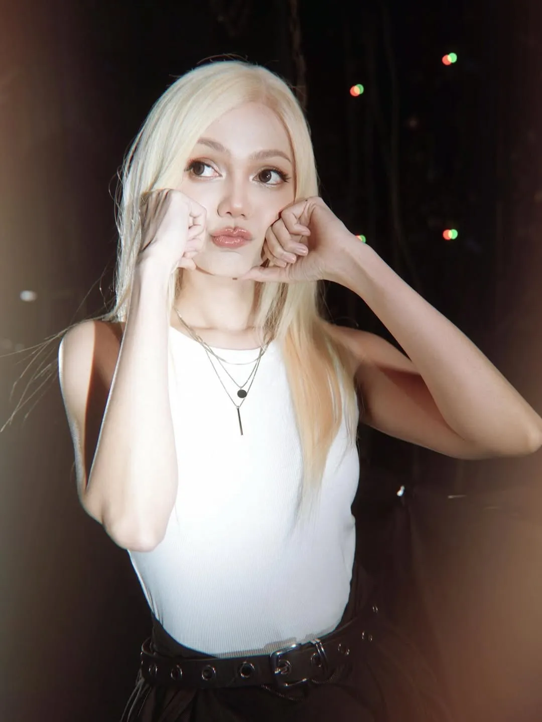 Rina Nose meniru gaya Lisa Blackpink (c) instagram/@rinanose16