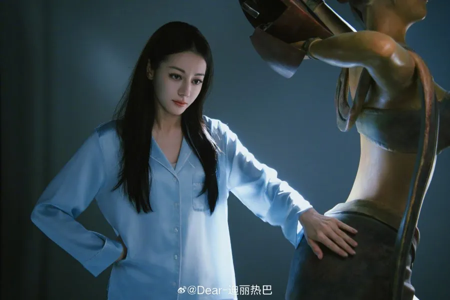 Potret cantik Dilraba Dilmurat di Love on the Turquoise Land (credit:weibo)