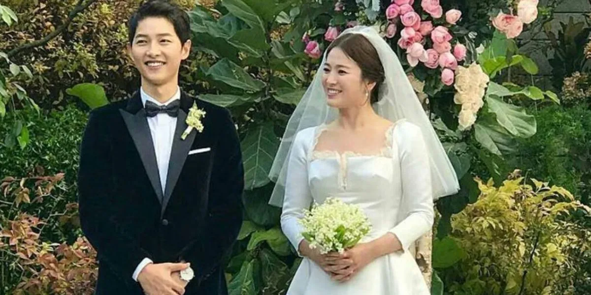 Song Hye Kyo dan Gaun Dior Ikonik di Hari Bahagianya