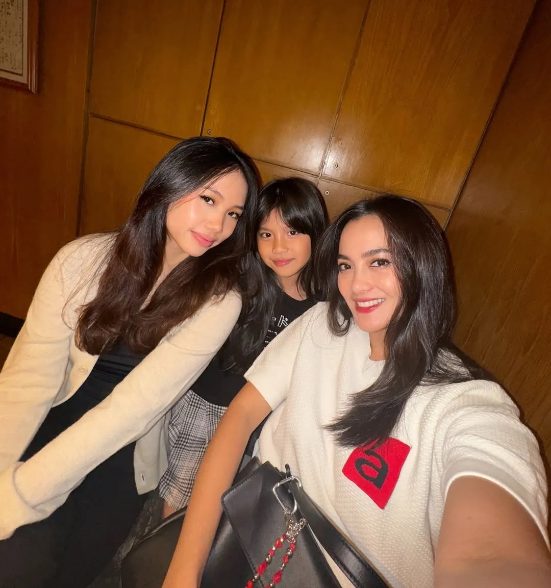Potret Jasmine Abeng anak Ririn Ekawati (credit: Instagram.com/ririnekawati/)