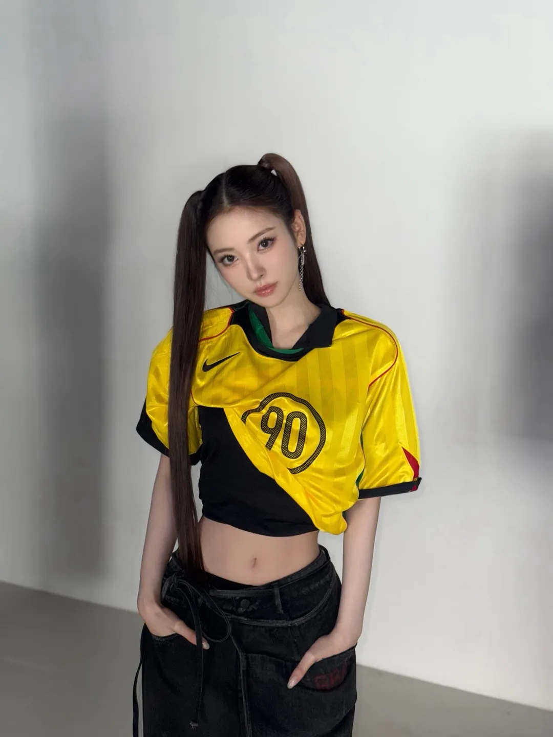 Visual Anna MEOVV memikat Knetz lewat gaya elegan dan natural (credit:instagram.com/meovv)