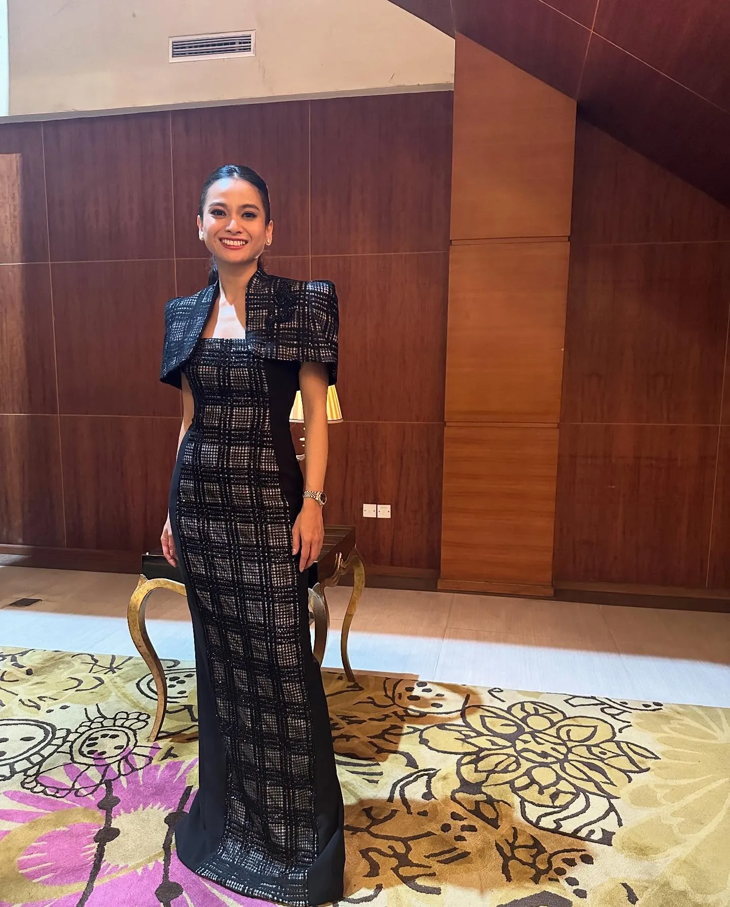 Acha Septriasa pakai gaun panjang - Credit: instagram.com/septriasaacha