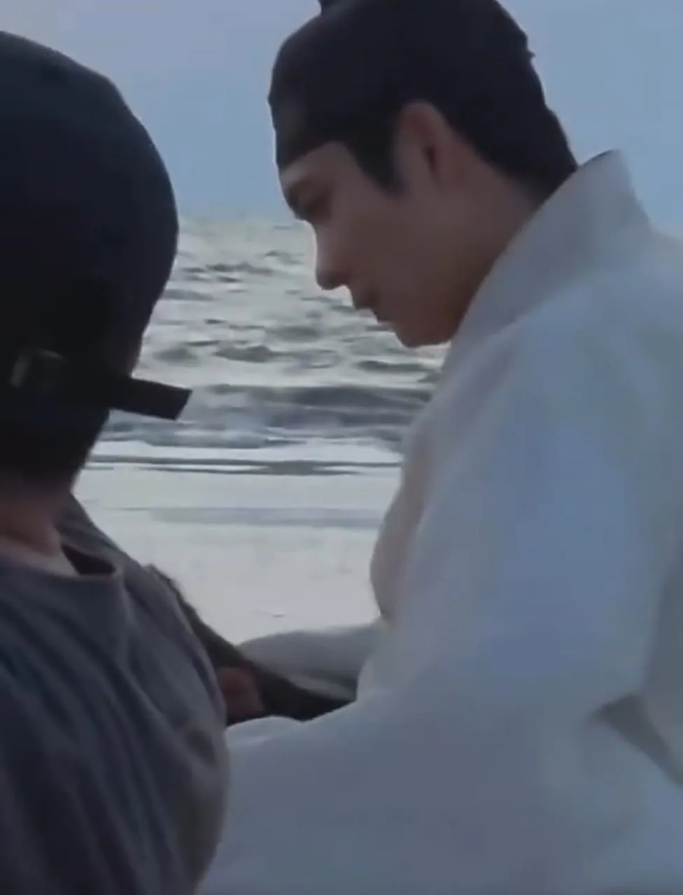 Kang Tae Oh Adegan Berkuda di MOON RIVER (credit: x.com/de__charm)