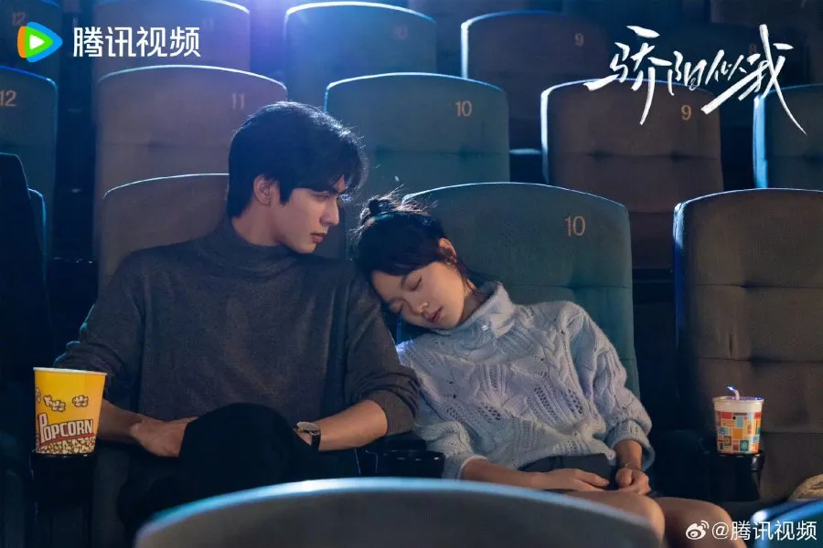 Adegan Mesra Song Wei Long dan Zhao Jin Mai di Drama China Shine on Me - Mydramalist